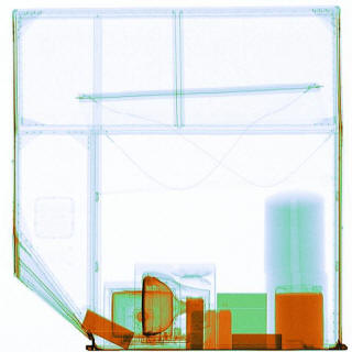Изображение  досматриваемого контейнера в режиме 'псевдо' цвет