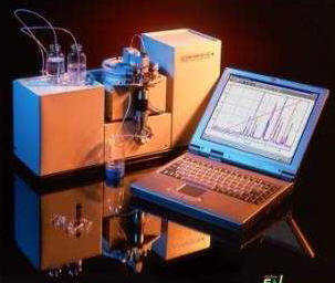 Высокоэффективный микроколоночный жидкостный  хроматограф "МИЛИХРОМ А-02"